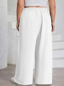 SHEIN CURVE+ Plus Size Women's Solid Color Pleated Pants, Black Loose Wide Leg Pants, Curve Plus, Boho Vacation - White - View 2