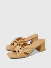 Sleekvia Fashionable Versatile Elegant Apricot Bowknot Square Toe Chunky Heel Ladies Sandals, Suitable For Commuting, Fashion Blogger, Dating, Party, And Banquet - Apricot - View 2