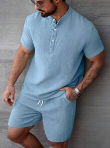 Manfinity Homme 男士休闲衬衫夏季立领男士Polo衫和抽绳短裤2件套，适合夏季穿着，度假风，适合送给男朋友和老公的夏季礼物 - 淺藍色 - 查看 4