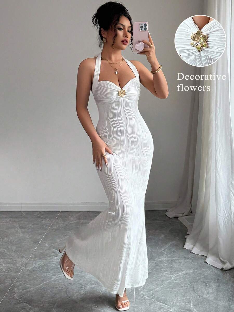 SHEIN PETITE 女士时尚优雅波浪纹理吊带金属装饰鱼尾下摆无袖紧身连衣裙 - 白色 - 查看 1