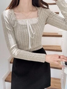 FRIFUL Stylish Casual Grey Crop T-Shirt For Women With Regular Hem And Colorblock Pattern