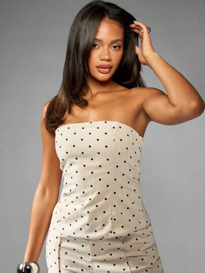 MISSGUIDED 波尔卡圆点抹胸上衣露肩紧身胸衣风格夏季晚会场合穿着合身复古复古风褶饰细节优雅经典