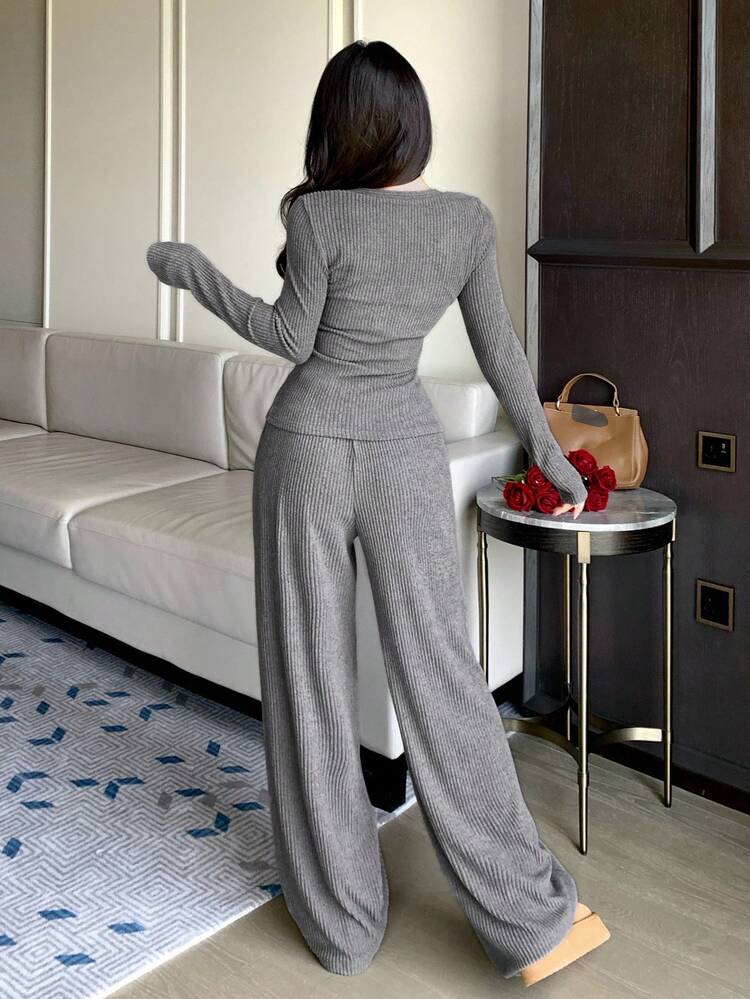 Women's Casual Solid Color V-Neck T-Shirt And Wide Leg Pants 2 Pieces Set, Autumn