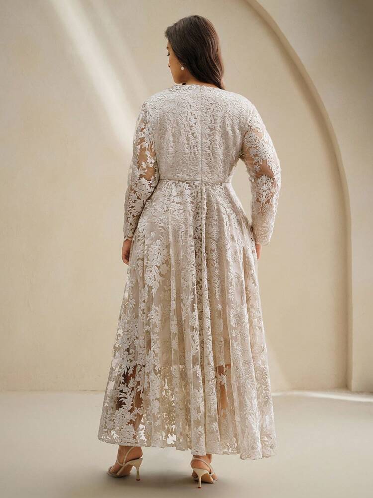 Vestido de manga larga de lujo de alta gama, vestido elegante de encaje para invitada de boda con un toque de gracia, talla grande