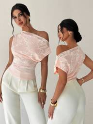 Firerie بلوزة أنيقة للنساء ذات تصميم أنثوي رومانسي، جديدة وكاجوال لموسم الصيف، بتصميم متفاوت الأكمام منسوجة بتقنية الكشكشة والدانتيل باللون الوردي