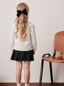 PrepCrw 年轻女孩学院风字母刺绣翻领前扣长袖衬衫 - 白色 - 查看 2