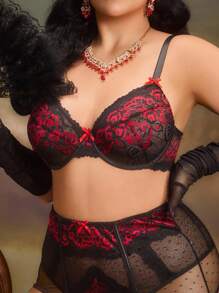 PinupPomp Plus Size Lace Patchwork Underwire Bra Vintage - Black - View 5