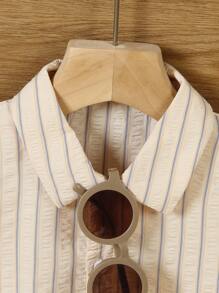 SHEIN 2pcs Young Boy Woven Textured Striped Shirt And Shorts Casual Set