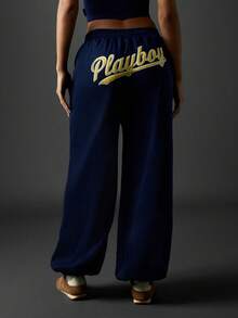 Missguided x Playboy 学院风慢跑裤，印有数字 53，舒适阔腿松紧腰，复古运动美感，秋冬下装，休闲家居服 - 藏蓝色 - 查看 1