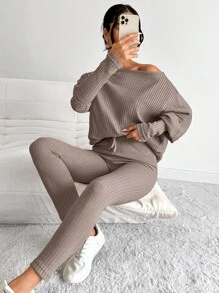 EURMUSE 棉质女士纯色船领镂空上衣和紧身裤两件套 - 米色 - 查看 6