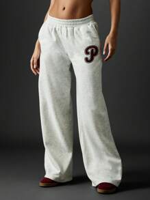 Missguided x Playboy Varsity Graphic Wide Leg Sweatpants Vintage Inspired Loungewear Retro Aesthetic Casual Fleece Bottom High Rise Baggy Comfort Streetwear Winter - Light Grey - View 3