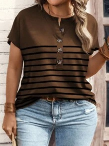 SHEIN LUNE 2025 宽松 V 领纽扣条纹短袖加大码 T 恤，女款 - 咖啡棕 - 查看 1