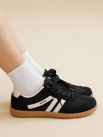 CUCCOO EASI Beige minimalistiska casual sneakers för kvinnor