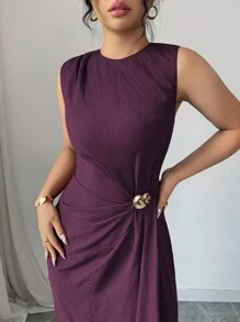 Elenzga 女士优雅简约纯色无袖中长连衣裙，褶皱细节，金属扣装饰，适合通勤、商务、休闲、度假、下午茶 - 紫紅色 - 查看 3