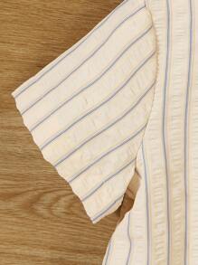 SHEIN 2pcs Young Boy Woven Textured Striped Shirt And Shorts Casual Set