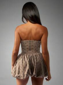 MISSGUIDED 细条纹圆点泡泡下摆短裤束身衣上衣气球迷你复古风格下装节日夏季假日泡泡迷你时尚短裤派对场合晚装 - 卡其色 - 查看 2