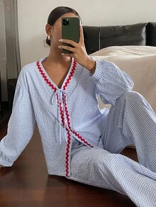 Bộ đồ ngủ nữ cổ thắt nơ vải kẻ caro xếp ly màu tương phản, trang phục thu đông - Màu xanh lam - Xem 5
