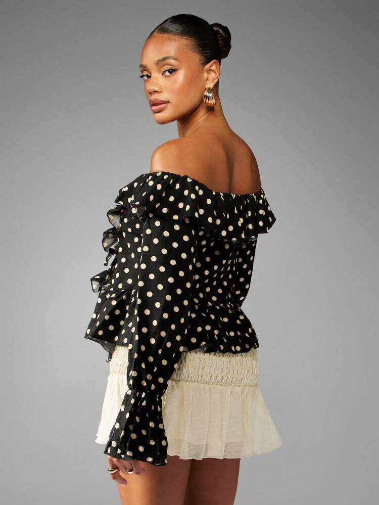MISSGUIDED Blusa con hombros descubiertos, volantes y lunares, con mangas acampanadas, estilo campesino, para uso en fiestas, eventos y verano, con diseño de cierre delantero con lazo
