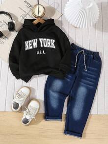 SHEIN 小男孩字母印花运动衫；活力牛仔裤 - 黑色 - 查看 1