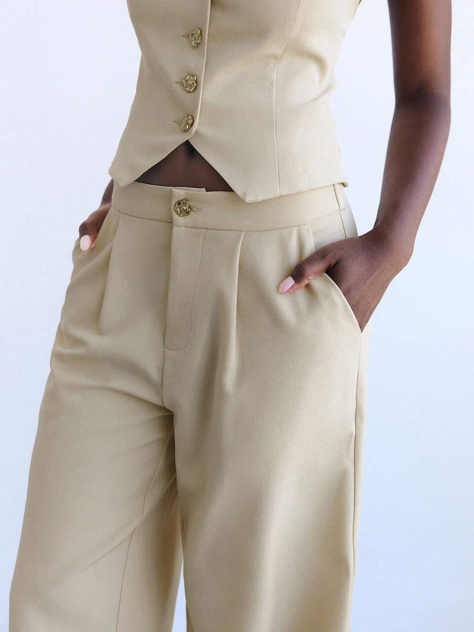 SHEIN Maija 2-Piece Women's Set,Khaki,Summer,Casual,Elegant,Bissness Office Wear V-Neck Sleeveless Top With Rose Buttons&Straight-Leg Pants Old Money Urban Style