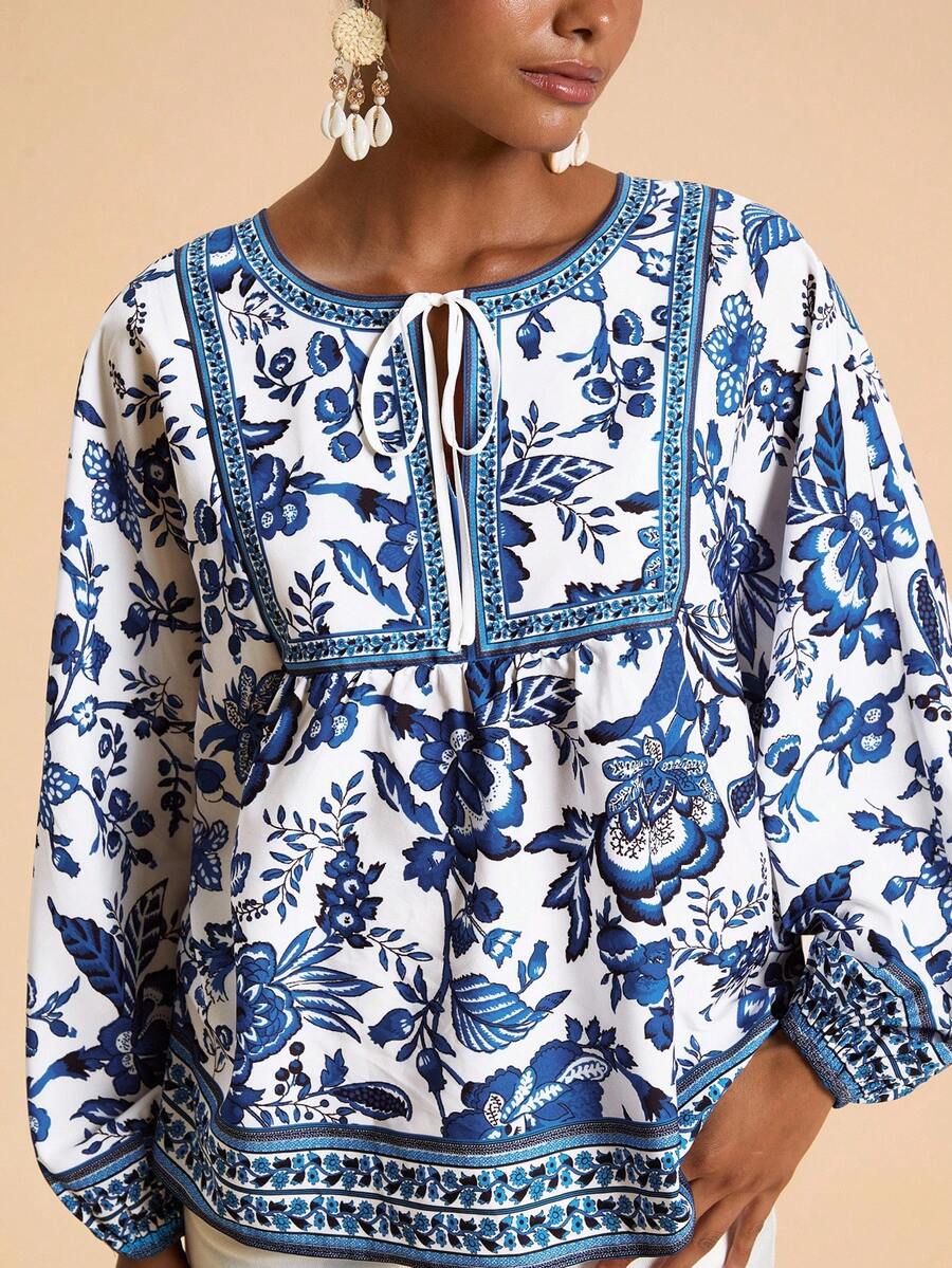 Travachic 女士印花系领宽松度假衬衫，长袖蓝白印花上衣，蓝白印花女式夏季衬衫，波西米亚风衬衫，田园风衬衫，休闲女装，秋季女装，时尚秋季，外出，乡村风格女装 - 藍白色 - 查看 1