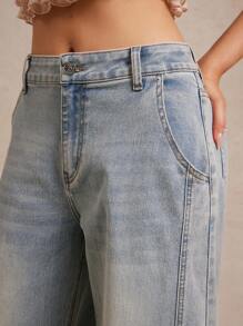 WESTFADE Mid Rise Cotton Blend Denim Loose Fit Barrel Leg Jeans Western Boho Cowgirl Summer Beach Vacation - Light Wash - View 4