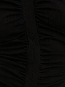 Nöista 黑色领口迷你连衣裙，整体褶饰和合身长袖设计，是女性秋季连衣裙、外出或时尚冬季的大胆之选 - 黑色 - 查看 5