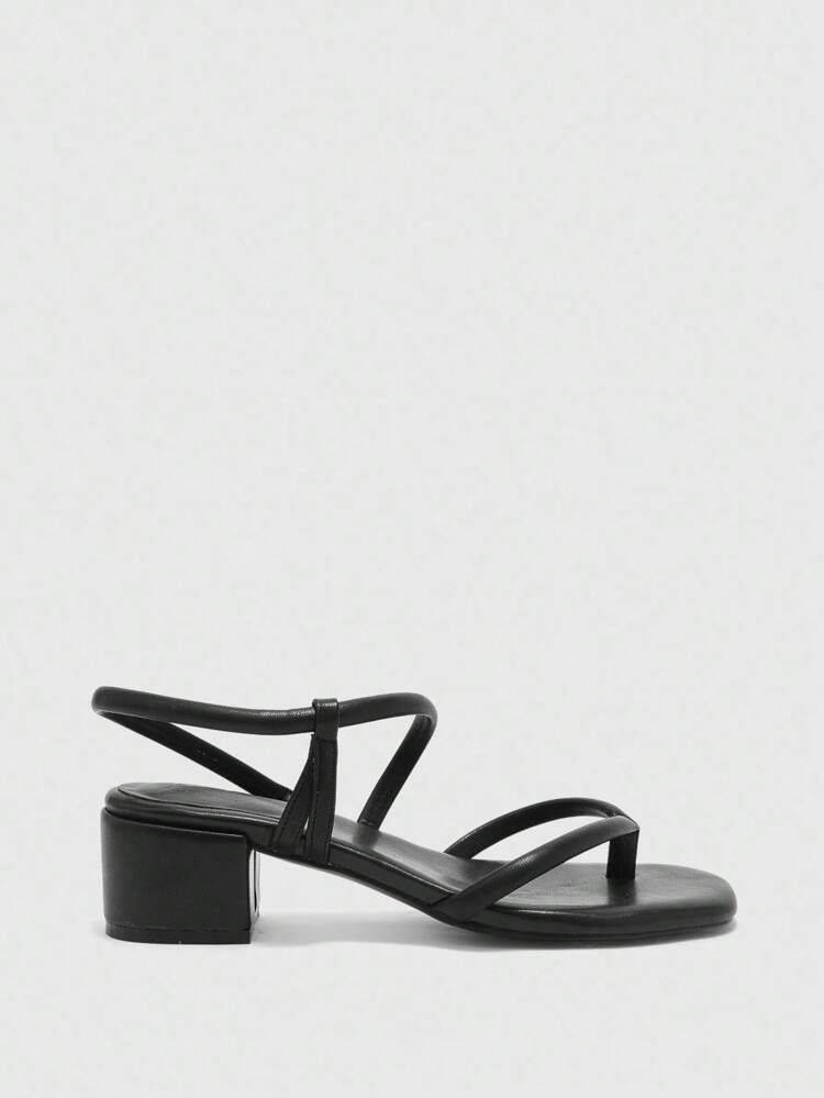 CUCCOO BIZCHIC Sandalias de tacón bajo cuadrado cómodas y casuales con tira personalizada de moda de alta gama para mujer, en color negro, ideales para citas, fiestas y atuendos de trabajo