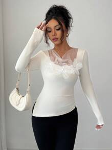 Elenzga Áo thun nữ cổ tròn tay dài màu trắng họa tiết hoa lưới lãng mạn, thanh lịch cho những buổi hẹn hò và đi chơi, vải mặc mùa thu cho nữ - Màu be - Xem 1