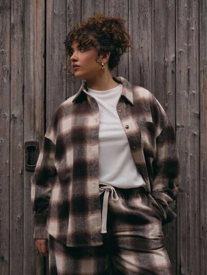 MUSERA 大码纽扣领格子衬衫，修身可爱，适合假日、优雅浪漫的曲线风格，农舍风服饰，春夏复活节款。