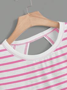 SHEIN Essnce Áo thun nữ cổ tròn hở lưng, viền bất đối xứng, màu hồng và trắng tương phản, thoải mái, không tay, thích hợp cho mùa hè - Nhiều màu - Xem 5