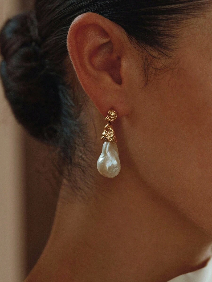 Opalesca 1 对独特、珍珠/珍珠母纹理、金属垂坠耳环，优雅、可爱、奢华，适合工作、派对、休闲、婚礼、节日、度假、露营、Y2K、妈妈、女士、女孩、秋季、冬季、节日、假日、度假、老钱、万圣节 - 金色 - 查看 1