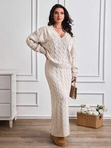 SHEIN Cottnline 2pcs Women Fashion Casual Elegant Traditional V-Neck Short Sweater And Slit Hem Skirt Knit Set Autumn Plus Size Two Pieces Lounge Evening Formal Grey - Apricot - View 4