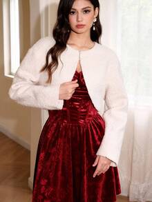 SHEIN MOD Chaqueta corta de peluche de moda con botones de perlas falsas y manga larga para mujer