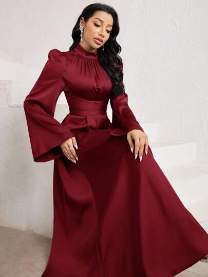 Veilorie Elegant enfärgad klänning med klockärm i arabisk stil för kvinnor