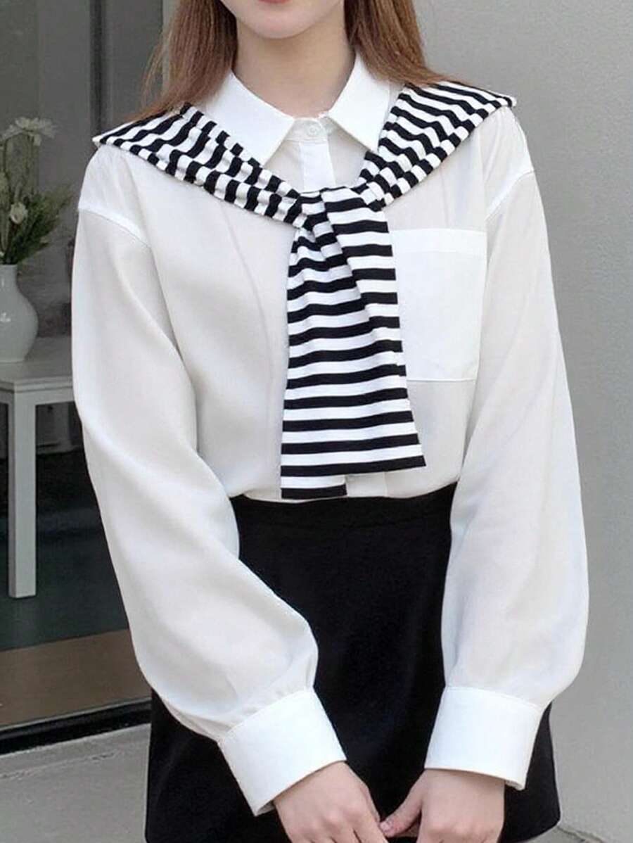SHEIN Camisa suelta de manga larga de moda casual diaria con estampado de rayas y chal de 2 en 1 para adolescentes, adecuada para primavera, otoño e invierno, versión coreana, con cuello marinero, lazo y rayas en blanco y negro