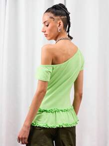 COUREZ Short Sleeve Off Shoulder Jersey Top With Frill Hem /Y2K Fall Women Clothes Fall Clothes Cute Tops Fall Tops Going Out Tops Going Out Outfits Sexy Vacation