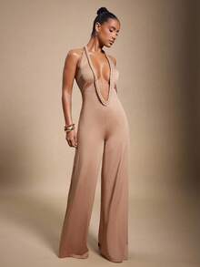 Hauture 性感夏日派对夜出纯色深V辫子细节露背阔腿吊带连体裤 - 卡其色 - 查看 1