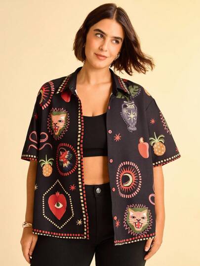 CAJUNI 大码女式黑色夏季沙滩衬衫，休闲度假印花，带有波西米亚热带豹纹、龟背竹叶、邪眼、蛇和鸟图案