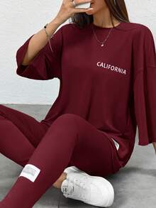 Mulvari 2 件女士休闲字母印花 T 恤和紧身裤套装 2 件套休闲套装女士女士休闲套装运动服套装女士 - 酒紅色 - 查看 3