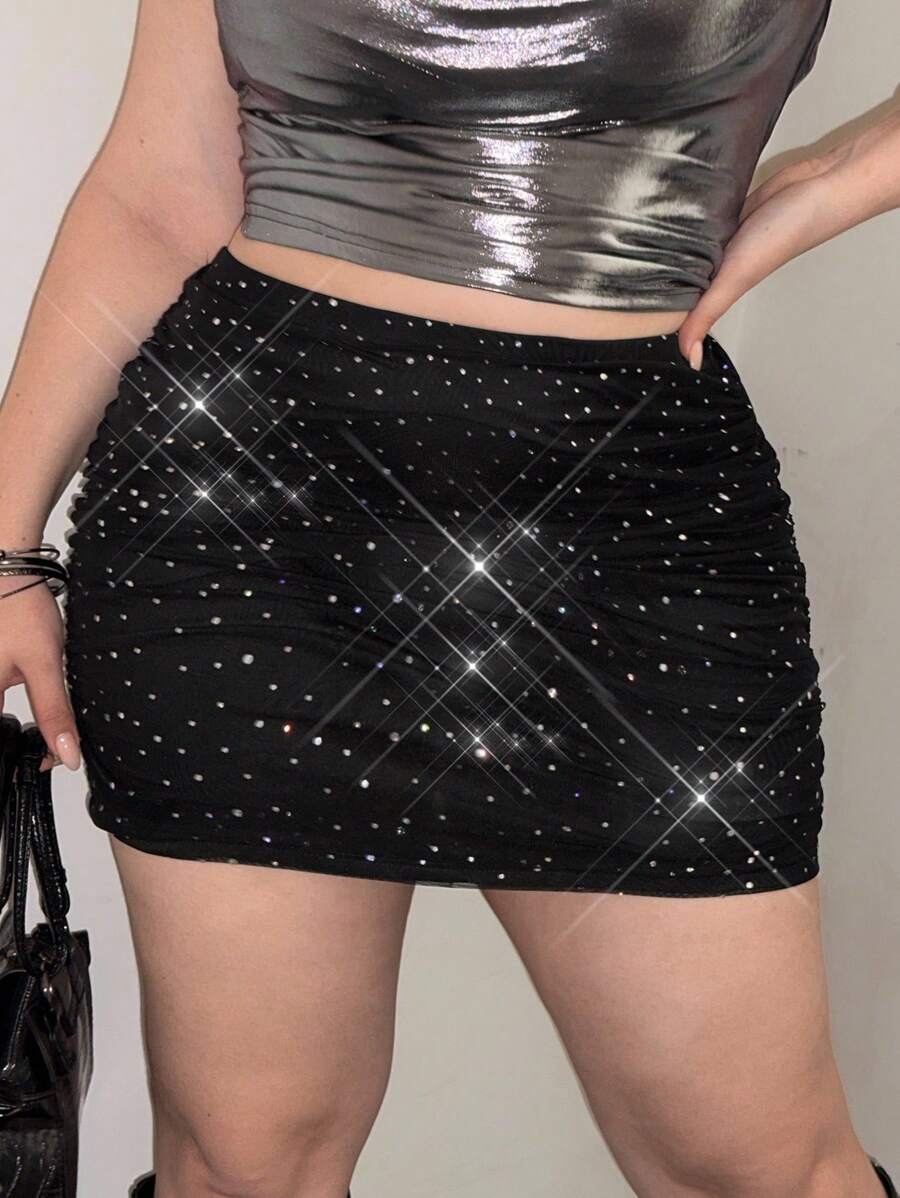 SHEIN EZwear 大码亮片拼布褶皱纯色性感紧身迷你裙