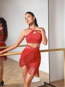 Menodora SHEIN Sport Damska jednokolorowa koszulka na ramiączkach z frędzlami i mini spódniczka z frędzlami, inne stroje do tańca