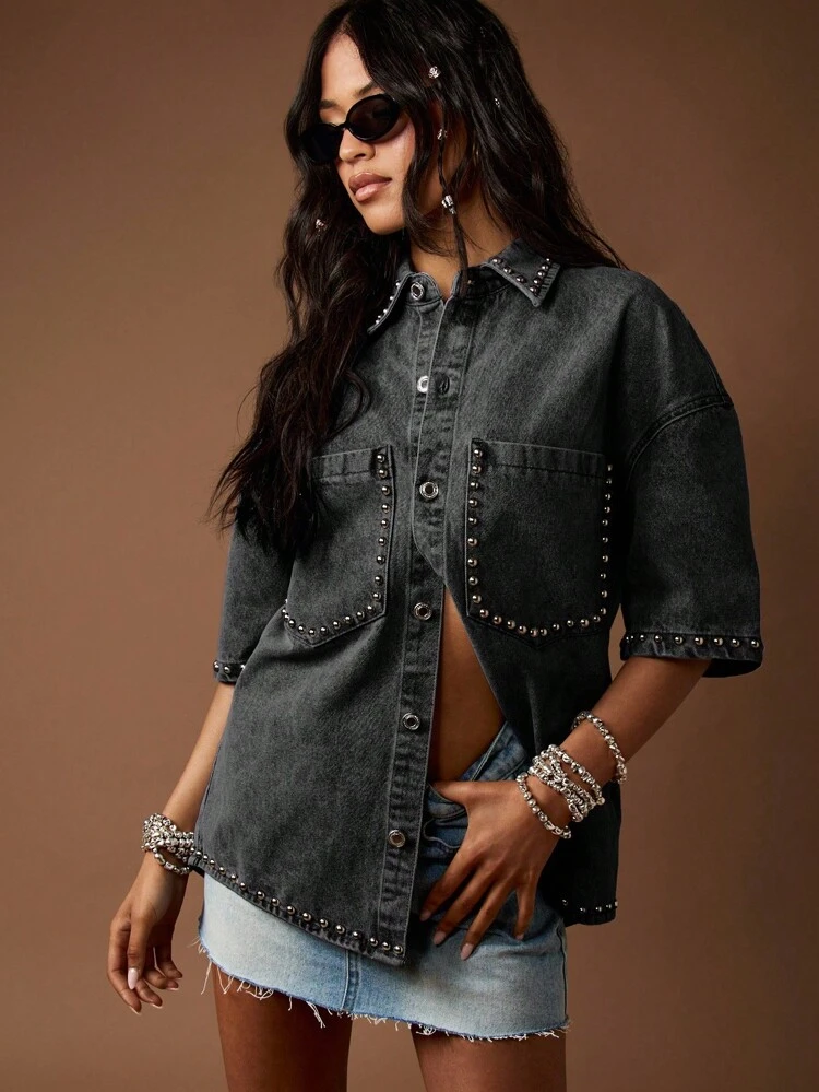 MISSGUIDED Chemise boutonnée en jean clouté à manches courtes