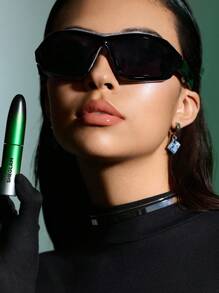 The Matrix Resurrections | SHEGLAM Slowmo 唇彩-Telekinesis 品牌 美容 化妝 化妝品 適合女性與女孩 完美搭配夏季春季 Y2K 時尚 流行 生日 母親節禮物 假期 派對準備就緒 最佳顏色 - Telekinesis - 查看 5