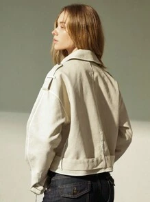 Aveloria Modichic 新款时尚休闲别致简约高端拉链领夹克，PU 皮革摩托车设计 - 米色 - 查看 2