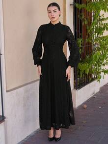 Andrea Bello Vestido largo de manga larga con decoración de botones y encaje en unicolor para mujer - Negro - Ver 5