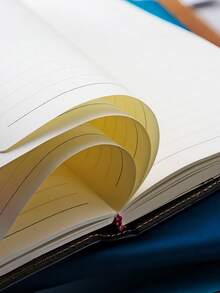 SHEIN 1 pieza Cuaderno con patrón de brújula negra, diario vintage y creativo con protección de contraseña