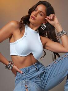 Denimoi Women Solid Color Crop Top Sleeveless Sexy Shirt - White - View 1