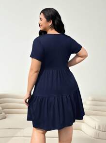 Solflare 黑色短袖宽松大码T恤连衣裙，春夏装；黄海军蓝大码连衣裙 - 藏蓝色 - 查看 2