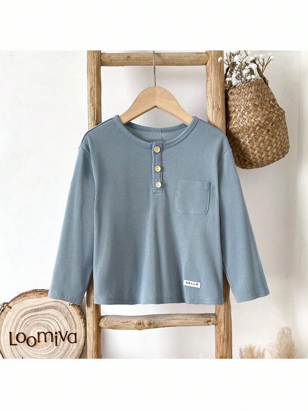 Loomiva Young Boy Solid Color Soft Knit Crew Neck Long Sleeve Half-Zip Pullover